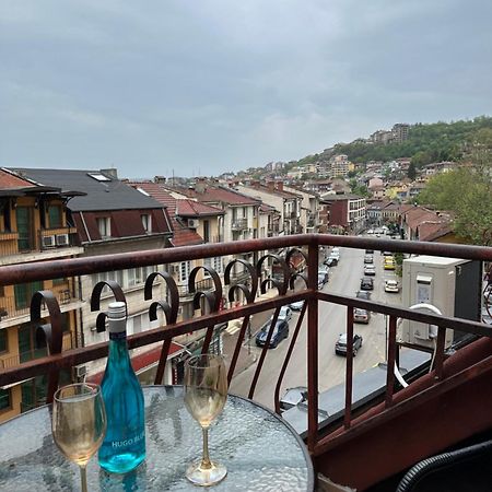 Victoria Hotel Rooms & Victoria Apartment Veliko Tŭrnovo Exterior photo